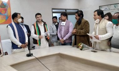 अखिल भारतीय उद्योग व्यापार मंडल ने उपमुख्यमंत्री केशव प्रसाद मौर्या से की मुलाकात