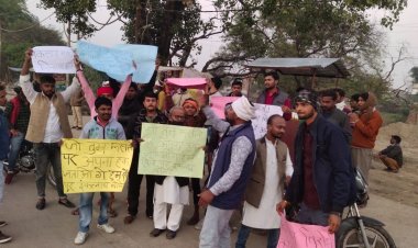 किसानों ने डांडी में पैदल मार्च निकालकर किया कृषि बिल का विरोध