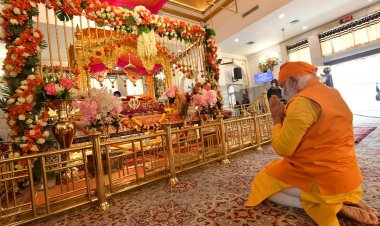 सुबह-सुबह अचानक गुरुद्वारा रकाबगंज पहुंचे PM मोदी, गुरु तेगबहादुर को किया नमन