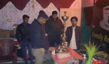 नैनी मे कॉफी हाउस की आड हुक्का बार, पुलिस का छापा