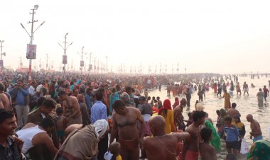 बसंत पंचमी पर संगम मे उमडा आस्था का सैलाब, भक्तों ने लगाई आस्था की डुबकी