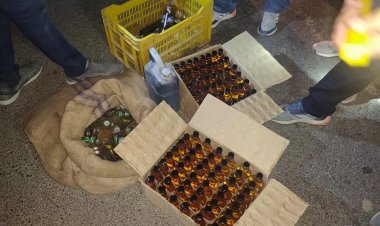 प्रयागराज में अवैध शराब पर ताबतोड़ एक्शन, मेजा पुलिस और आबकारी की टीम ने की छापेमारी