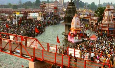 शाही स्नान के दिन कुंभ मेले में 102 संक्रमित