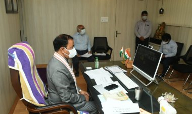 उप मुख्यमंत्री केशव प्रसाद मौर्य की अध्यक्षता में राज्य सड़क निधि प्रबंधन समिति  वर्चुअल बैठक हुई संपन्न