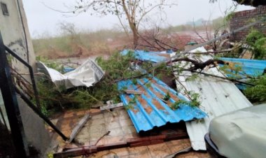 गुजरात में 'तोउते' तूफान से तबाही, 45 की मौत