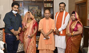 उप मुख्यमंत्री केशव मौर्य के घर पहुंचे मुख्यमंत्री योगी, संघ के शीर्ष पदाधिकारी भी रहे मौजूद