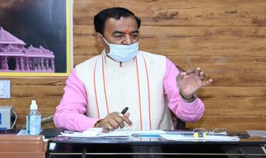 उपमुख्यमंत्री ने पेड़ों को काटने के बजाय ट्रांसप्लान्ट कराने के दिए निर्देश