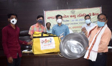 प्रयागराज: उद्योग धंधों को बढ़ावा देना शासन की सर्वोच्च प्राथमिकता : मण्डलायुक्त