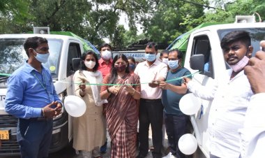 प्रयागराज एस डब्लू एम के डोर टू डोर कूड़ा कनेक्शन का नगर निगम जोन -5 में हुआ उद्धाटन