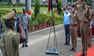 डीजीपी मुकुल गोयल अयोध्या पहुंचे, कर रहे रामलला के दर्शन