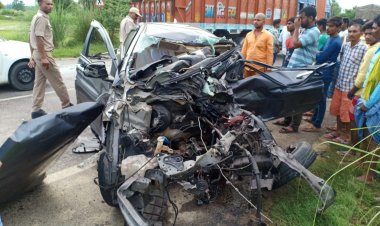 प्रतापगढ़ : कंटनेर से टकराई कार, दो सगी बहनों की मौत