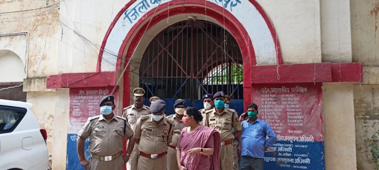 फतेहपुर: जिला कारागार का जिलाधिकारी व पुलिस अधीक्षक ने लिया जायजा, व्यवस्थाएं मिली दुरूस्त