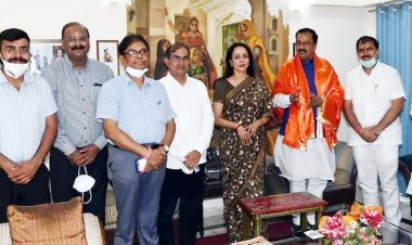 सांसद हेमा के आमंत्रण पर दिल्ली आवास पर पहुंचे डिप्टी सीएम, विकास को लेकर हुई चर्चा