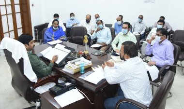 योगी सरकार अब तेजी से हटाएगी वक्फ बोर्ड की जमीनों से अवैध कब्जे