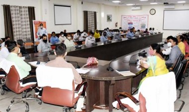 प्रयागराज: देश की उन्नति एवं जीडीपी में स्ट्रीट वेंडरों की महत्वपूर्ण भूमिका : अपर मुख्य सचिव