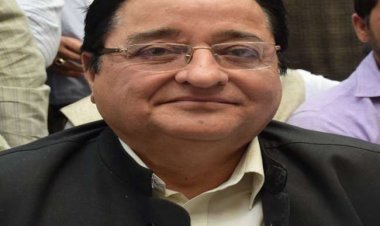 स्वतंत्रता दिवस: राष्ट्रगान भूल गए सपा सांसद एसटी हसन