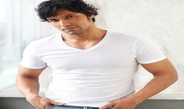 बर्थडे स्पेशल - (20 अगस्त): कभी टैक्सी चलाते थे बॉलीवुड में खास मकाम बना् चुके रणदीप हुड्डा