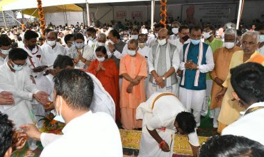 कल्याण सिंह को श्रद्धांजलि देने न पहुंचने पर भाजपा का सपा और कांग्रेस पर हमला