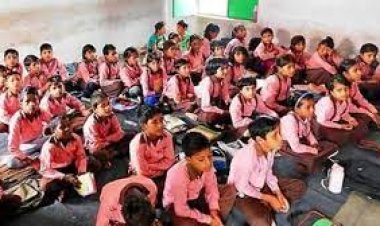 UP में खुले प्रारंभिक शिक्षा के विद्यालय, मुख्यमंत्री ने कहा 'गुरुजन रखें बच्चों का ध्यान'