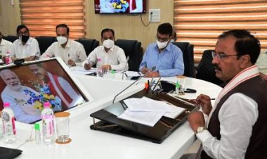 यूपी : सड़कों को गड्ढा मुक्त करने के लिए 15 सितम्बर से चलेगा अभियान : डिप्टी सीएम केशव मौर्य