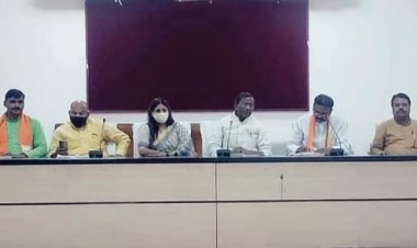 प्रयागराज: बूथ समितियों की मजबूती ही चुनाव जीतने का हमारा आधार : लक्ष्मणाचार्य