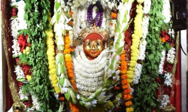 नवरात्र: संतति वृद्धि,सुख शान्ति के लिए कूष्मांडा दरबार में श्रद्धालुओं ने लगाई अर्जी