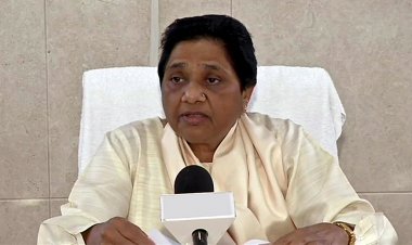 बहुजन समाज पार्टी की राष्ट्रीय अध्यक्ष मायावती की मां रामरति का स्वर्गवास