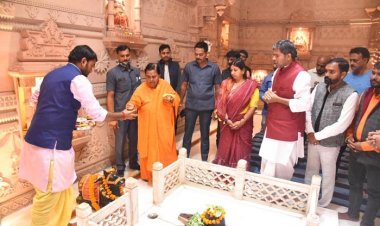 पूर्व केंद्रीय मंत्री उमा भारती ने मनोकामना पूर्ति मंदिर में किया दर्शन पूजन