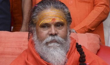 महंत नरेंद्र गिरि मामला : सीबीआई ने आनंद गिरि समेत 3 पर चार्जशीट दाखिल की