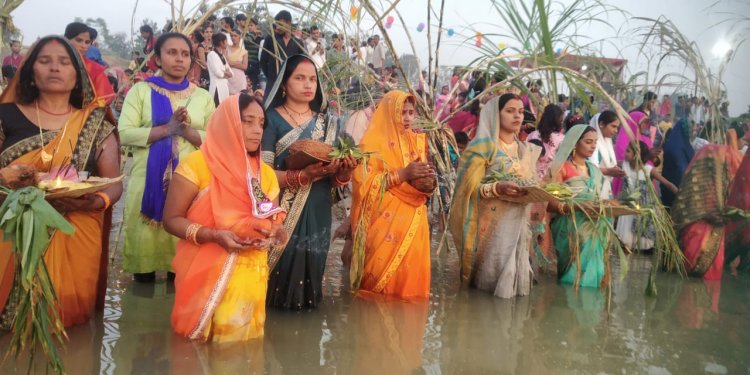 ''गंगा के पनिया लहर मारे, छहर-छहर मारे हो'' से गूंजे गांव-शहर