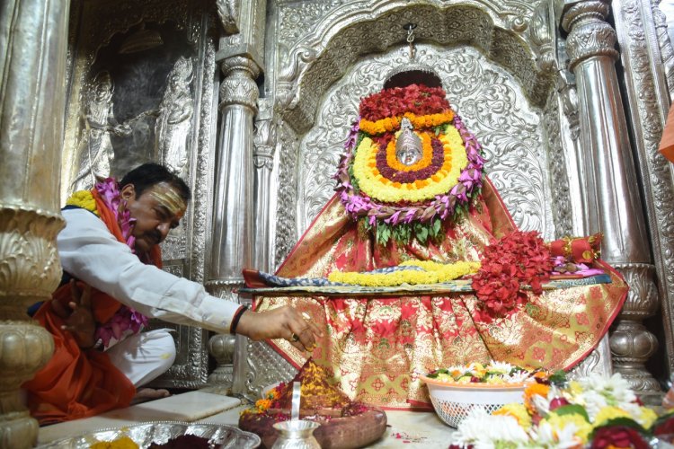 उप मुख्यमंत्री केशव मौर्य ने बाबा विश्वनाथ,अन्नपूर्णा दरबार में लगाई हाजिरी