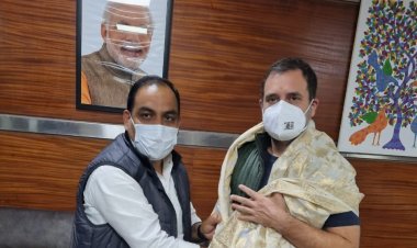 राहुल गांधी ने वाराणसी में कार्यकर्ताओं को विधानसभा चुनाव के लिए दिया लक्ष्य