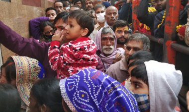 अगहन पूर्णिमा पर विंध्यधाम उमड़े श्रद्धालु, नवाया शीश