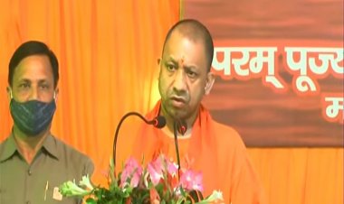 मुख्यमंत्री आदित्यनाथ ने नेताजी सुभाष चंद्र बोस और बालासाहेब को किया नमन
