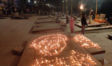 विश्व प्रसिद्ध गंगा आरती में लता मंगेशकर को दी गई भावपूर्ण श्रद्धांजलि