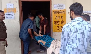 78 वर्षीय वृद्ध महिला ने फैक्चर के बावजूद किया मतदान