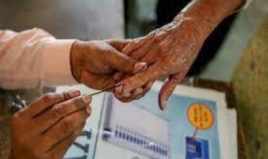प्रयागराज में हण्डिया के एक बूथ पर हुआ पुनर्मतदान, पड़े 59.55 प्रतिशत वोट
