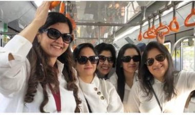 अंतरराष्ट्रीय महिला दिवस : फिक्की लेडीज ऑर्गेनाइजेशन (फ्लो) के 50 सदस्यीय दल ने की मेट्रो यात्रा