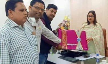 अन्तरराष्टीय महिला दिवस पर सम्मानित हुईं जिलाधिकारी