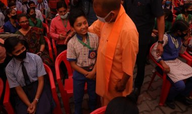 12-14 आयु वर्ग के बच्चों का कोविड टीकाकरण शुरू, मुख्यमंत्री ने बढ़ाया बच्चों का उत्साह
