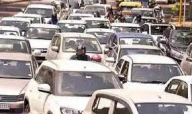 पुराने वाहनों के नवीनीकरण में देरी पर लगेगा जुर्माना