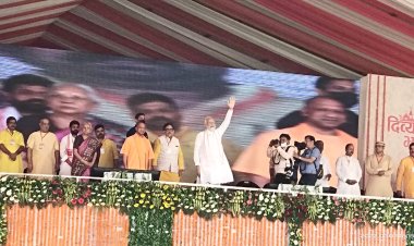 प्रधानमंत्री ने काशी में भोजपुरी बोल जीता दिल,विधानसभा में मिली जीत पर आभार जताया