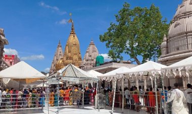 सावन माह के पहले दिन ही काशी हुई शिवमय, बाबा दरबार में उमड़े श्रद्धालु