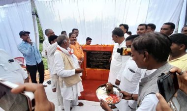 यमुनापार की 41 सड़कों में 37 सड़कें सांसद रीता जोशी ने दिलाई स्वीकृति