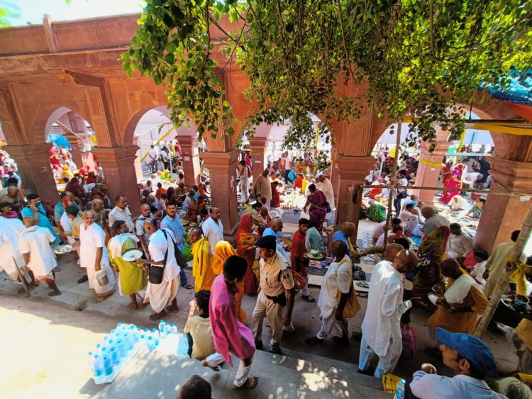 मोक्षभूमि में उमड़ा आस्था का सैलाब, पितृपक्ष में शुरू हुआ पिंडदान,फल्गु में पानी देख तीर्थयात्री आह्लादित