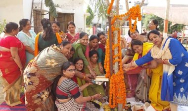 करेली के दुर्गा पूजा पार्क में धूमधाम से मनाया गया आंवला नवमी