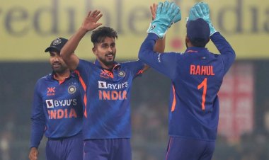 भारत ने 67 रनों से जीता पहला वनडे मैच, बेकार गई श्रीलंका के कप्तान की शतकीय पारी