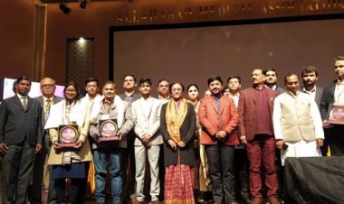 प्रयागराज में 33,554 करोड़ के निवेश पर लगी मुहर