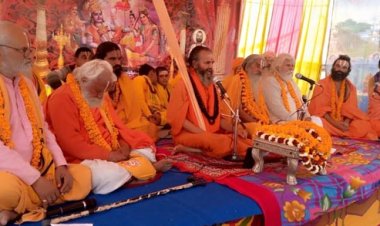 भारत को सनातन वैदिक हिन्दू राष्ट्र घोषित किया जाना चाहिए : नरेन्द्रानंद सरस्वती