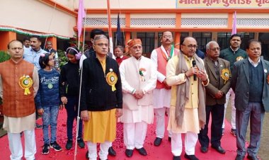 स्वतंत्रता सेनानियों की वजह से मिला पूर्ण स्वराज : सिद्धार्थ नाथ सिंह